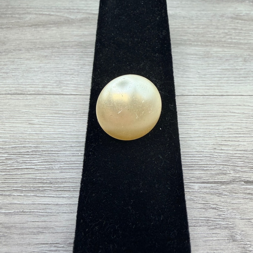 Elegant Cream Dome Brooch